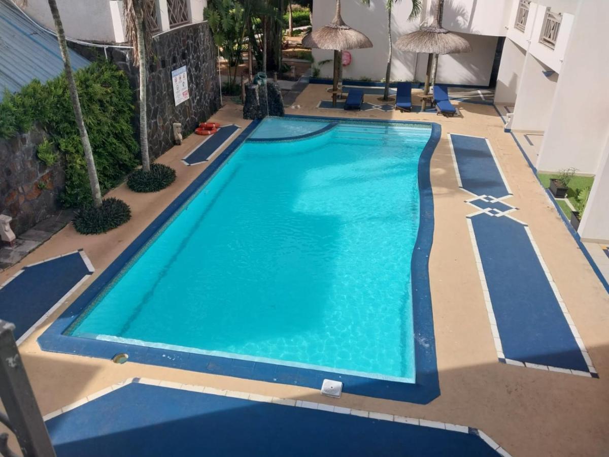 Le Grand Bleu Hotel Trou-aux-Biches Exterior foto